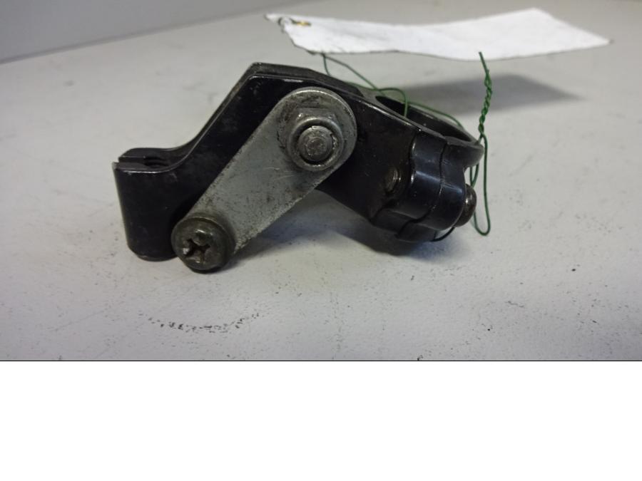 Snett nerifrån på Kopplingsklo från en Suzuki DR 650 -1993 motorcykel.