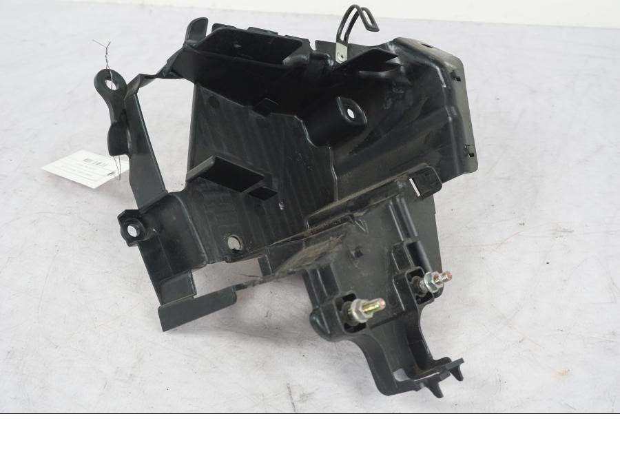 Framsidan på Plast från en Honda VT 600 C -1998 motorcykel.