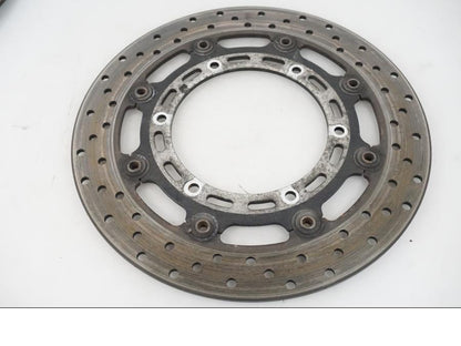 Framsidan på Bromsskiva från en Yamaha YZF 1000 R1 -2002 motorcykel.