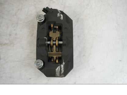 Framsidan på Bromsok från en BMW S 1000 XR -2019 motorcykel.