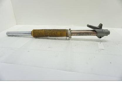 Baksidan på Gaffelben från en Suzuki DR 650 -1996 motorcykel.