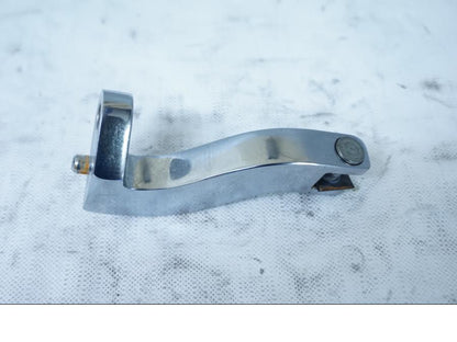 Baksidan på Fotpinnefäste från en H-D Street Glide FLHX -2009 motorcykel.