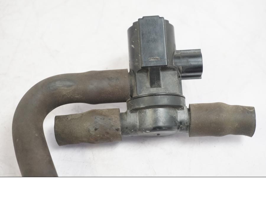 Baksidan på Second Air från en Kawasaki ZX-10R -2008 motorcykel.