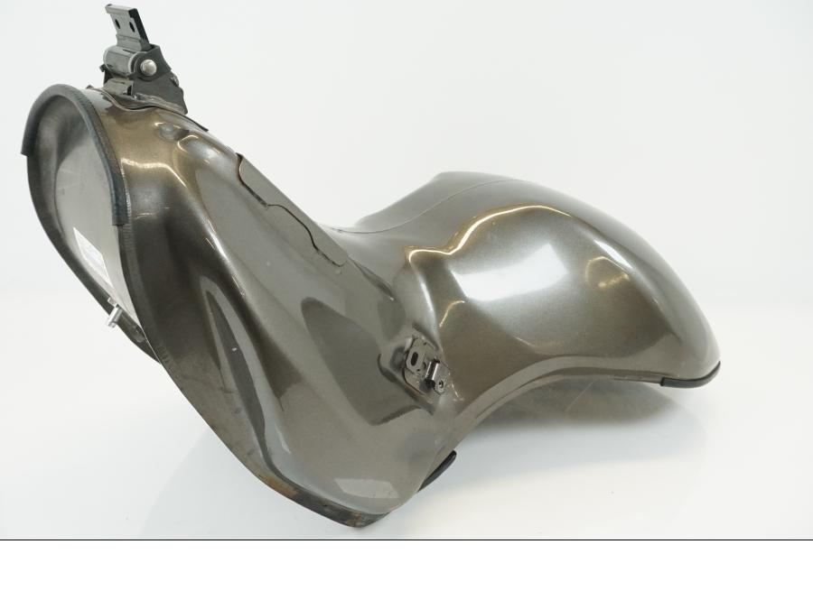 Höger sida på Bensintank från en Kawasaki ZX-12R -2000 motorcykel.