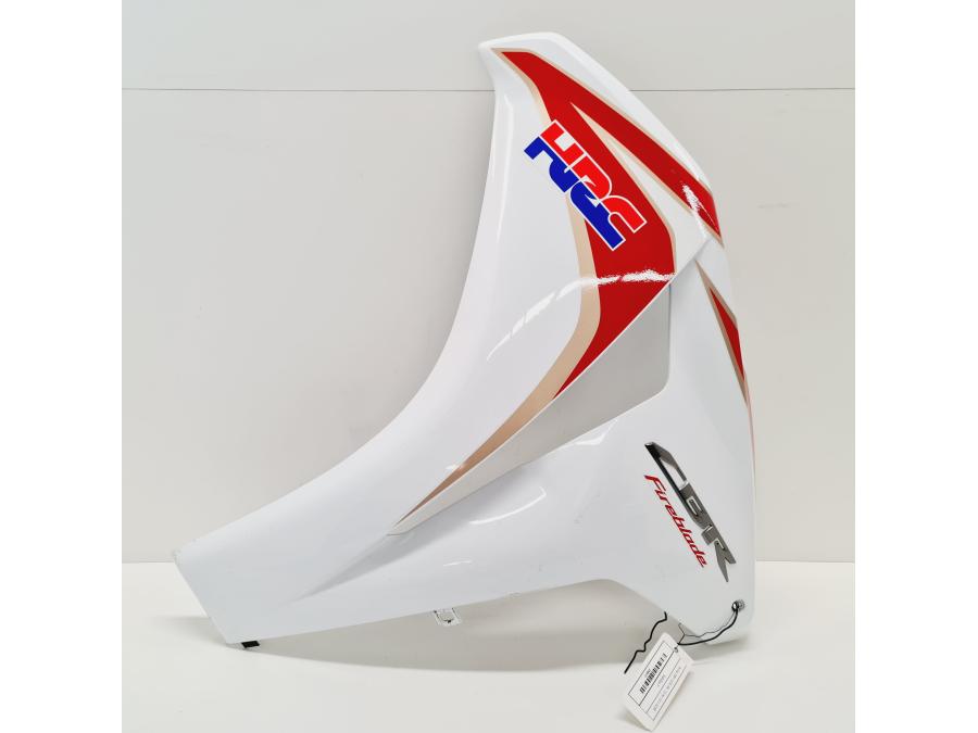 Baksidan på Sidkåpa från en Honda CBR 1000 RR -2010 motorcykel.