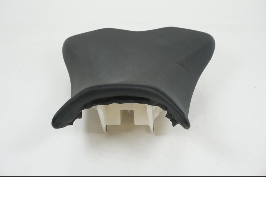 Snett uppifrån på Sadel från en Kawasaki ZX-10R -2008 motorcykel.