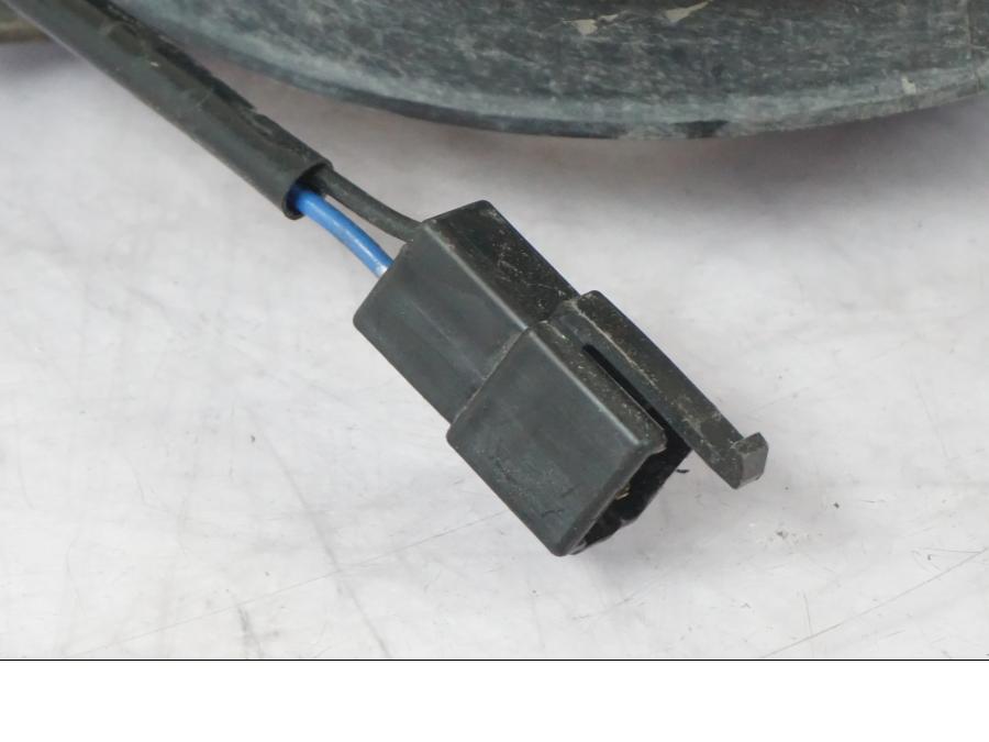 Höger sida på Vattenkylfläkt från en Kawasaki ZX-10R -2008 motorcykel.