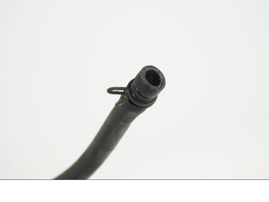 Vänster sida på Bromsvätskebehållare från en Ducati Streetfighter S -2011 motorcykel.