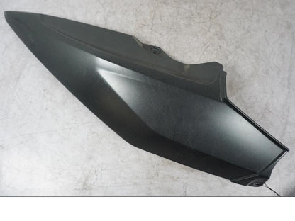 Framsidan på Bensintankskåpa från en BMW K 1600 GTL -2015 motorcykel.