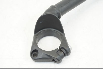 Höger sida på Styre från en Kawasaki NINJA 400 -2020 motorcykel.