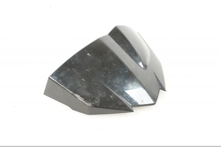 Baksidan på Instrumentkåpa från en Yamaha YS125 -2018 motorcykel.