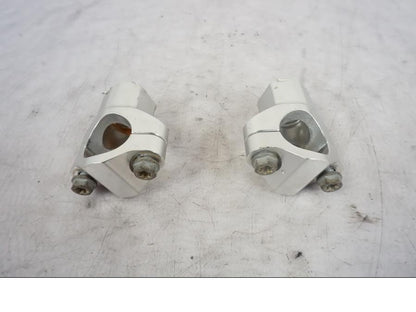 Framsidan på Styrfäste från en KTM 690 SMCR -2016 motorcykel.