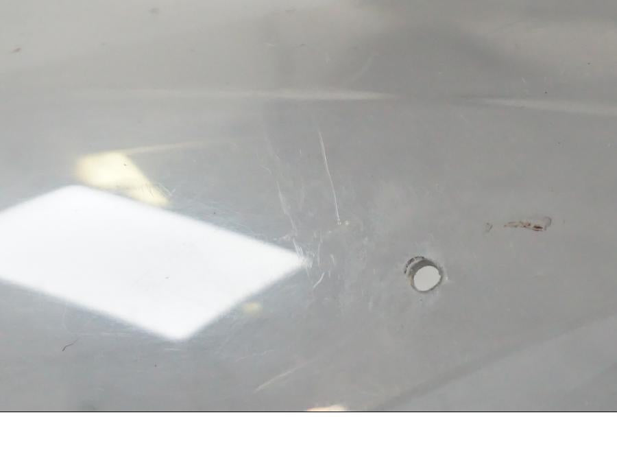 Vänster sida på Vindruta från en BMW F 650 CS -2002 motorcykel.