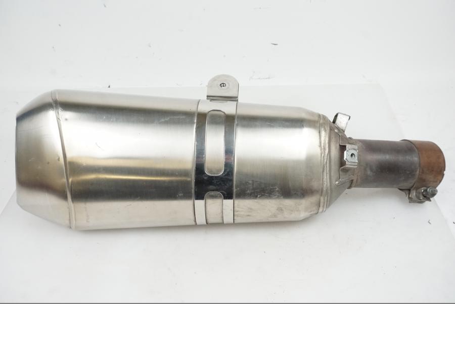 Baksidan på Ljuddämpare från en BMW R 1200 R -2014 motorcykel.