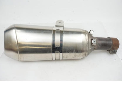 Baksidan på Ljuddämpare från en BMW R 1200 R -2014 motorcykel.