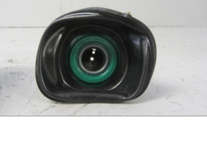 Baksidan på Förgasartrottel från en Kawasaki ZZR 1100 -1995 motorcykel.