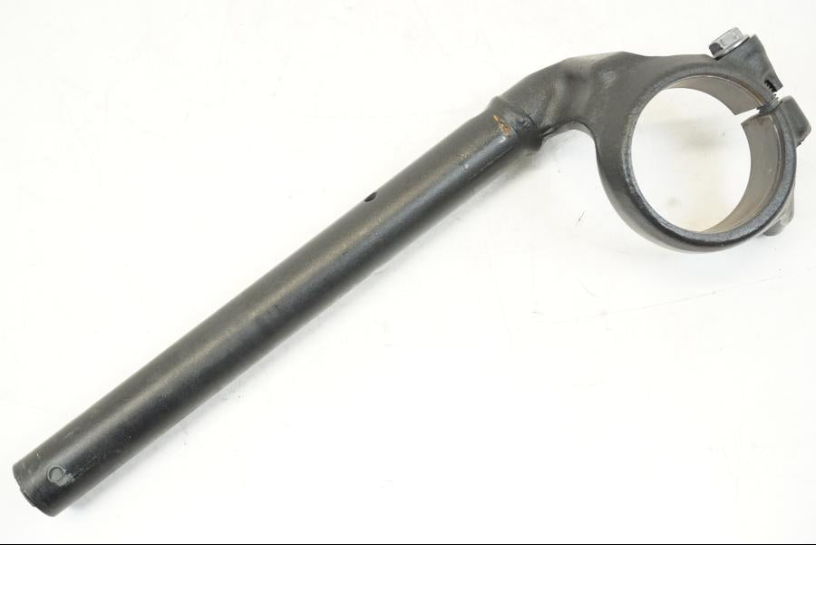 Vänster sida på Styre från en Honda CBR 650 R -2019 motorcykel.