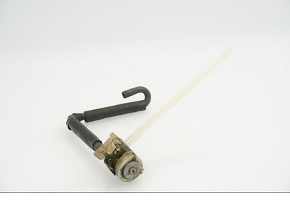 Höger sida på Bensinkran från en Honda VFR 750 -1990 motorcykel.