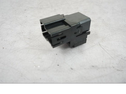 Baksidan på Relä från en Yamaha MT 125 -2017 motorcykel.