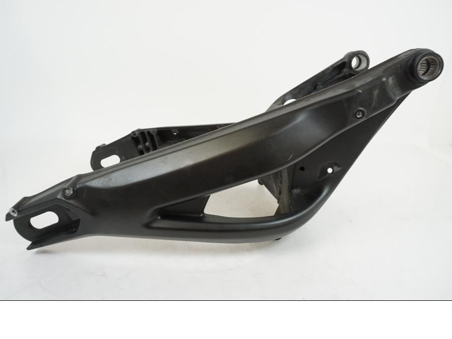 Vänster sida på Sving från en Yamaha MT-09 -2014 motorcykel.