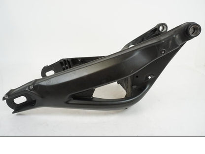 Vänster sida på Sving från en Yamaha MT-09 -2014 motorcykel.