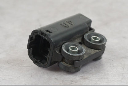 Baksidan på Tilt Sensor från en Buell 1125 R -2008 motorcykel.