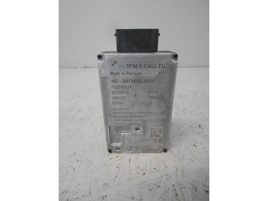 Baksidan på Antenn från en BMW R 1200 GSA -2018 motorcykel.