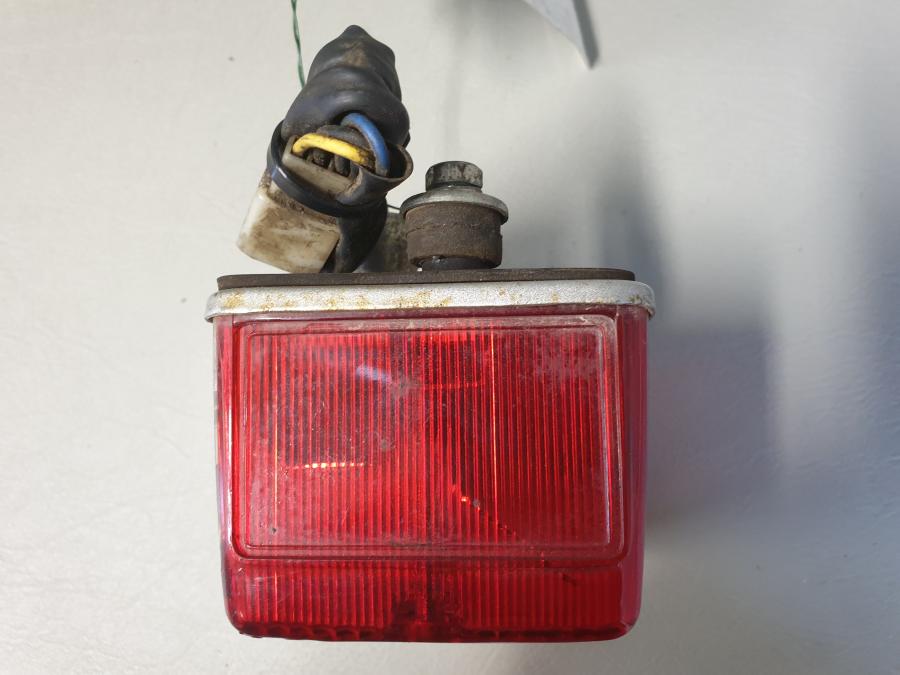 Höger sida på Baklampa från en Yamaha RD 125 LC -1983 motorcykel.