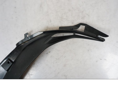 Snett nerifrån på Tankkåpa från en Kawasaki Z 800 -2014 motorcykel.