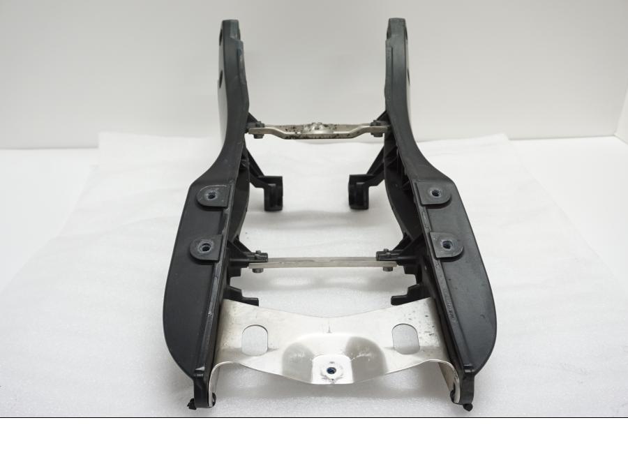 Höger sida på Bakram från en Suzuki GSX-R 1000 -2007 motorcykel.