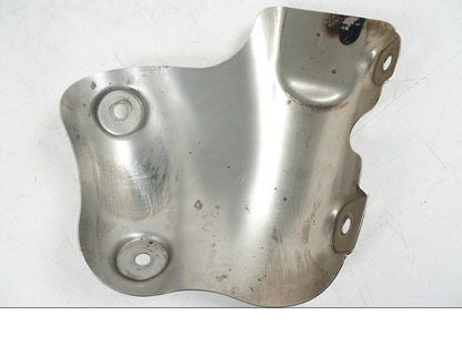 Snett nerifrån på Värmeskydd från en Ducati Hyperstrada -2013 motorcykel.