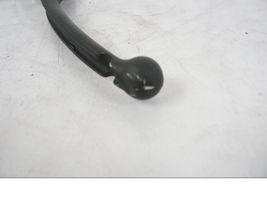 Vänster sida på Kopplingsgrepp från en KTM 790 Duke -2019 motorcykel.