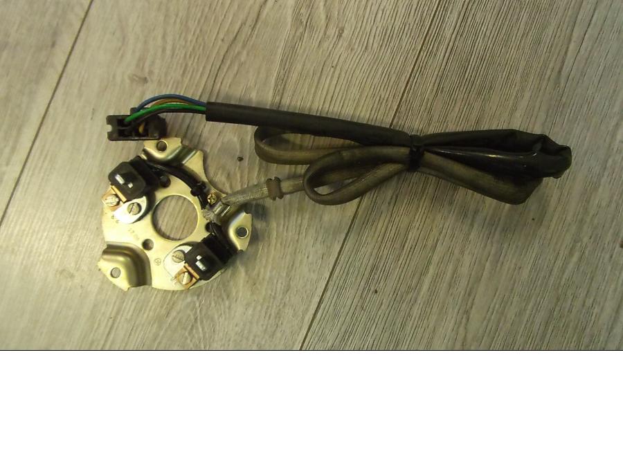 Framsidan på Tändpickup från en Suzuki GS 850 G -1982 motorcykel.