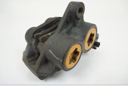 Höger sida på Bromsok från en Yamaha YZF 1000 R1 -2002 motorcykel.