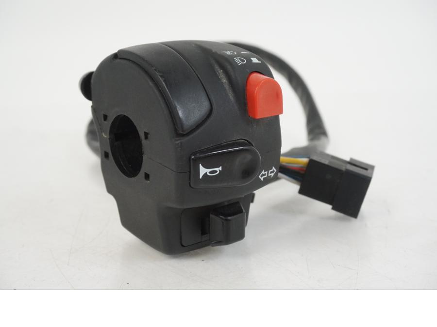 Höger sida på Styrelreglage från en AJP PR7 -2021 motorcykel.