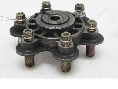 Framsidan på Drevfäste från en Ducati Monster 900 -1998 motorcykel.