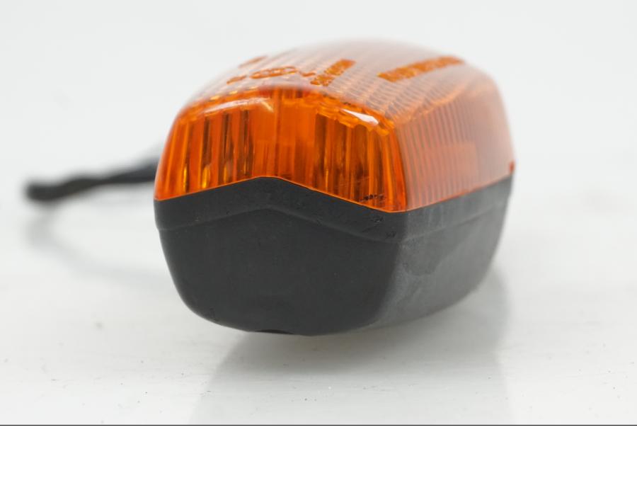 Snett uppifrån på Blinkers från en Yamaha XJ 900 -1997 motorcykel.
