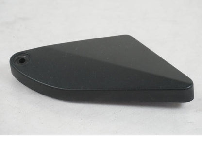 Baksidan på Sidopanel från en BMW F 800 GS -2008 motorcykel.