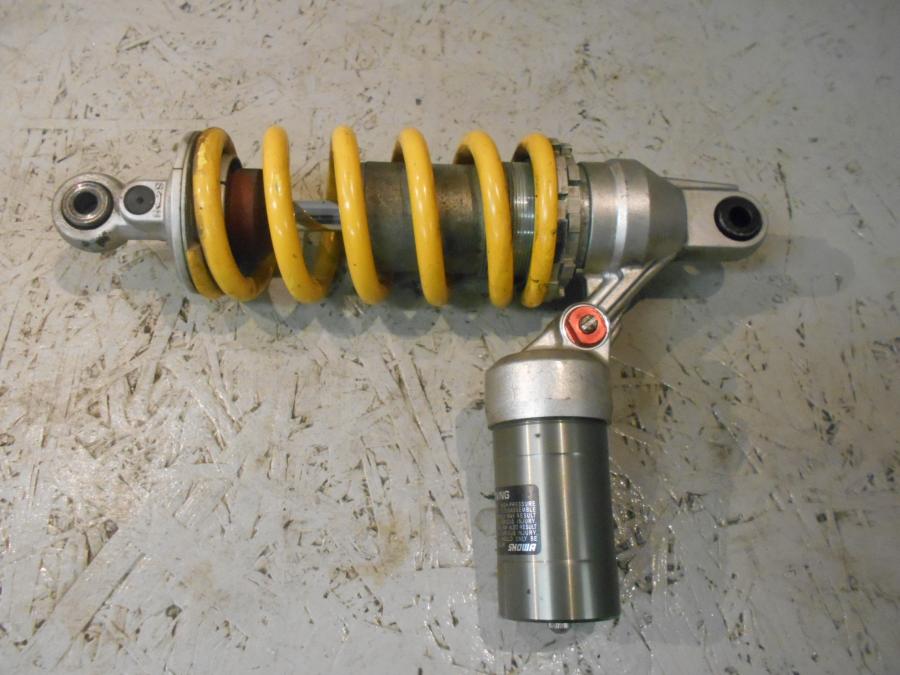 Framsidan på Stötdämpare från en Ducati 848 -2013 motorcykel.