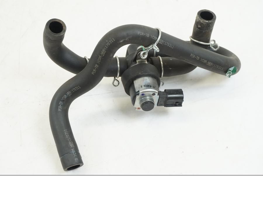 Framsidan på Second Air från en Honda CB 650 F Hornet -2017 motorcykel.