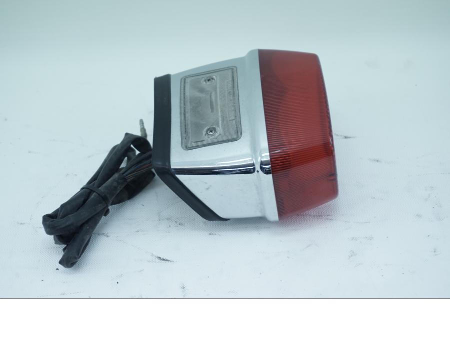 Baksidan på Baklampa från en Kawasaki VN 1500 Classic Tourer -2001 motorcykel.