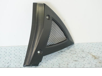 Höger sida på Vattenkylkåpa från en Suzuki GSX 1300 BK -2008 motorcykel.