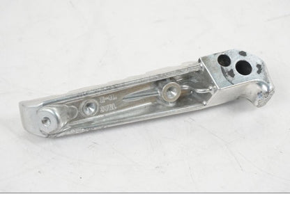 Vänster sida på Fotpinne från en Yamaha MT-07 -2019 motorcykel.