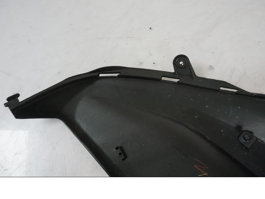 Extrabild2 på Tankkåpa från en Kawasaki Z 800 -2014 motorcykel.