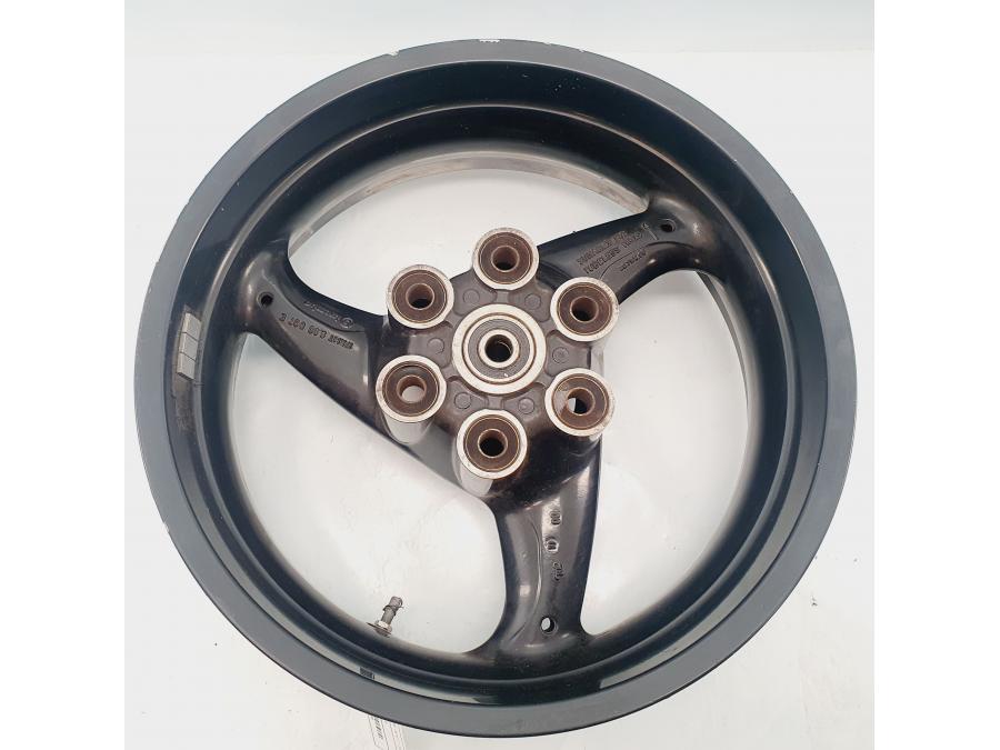 Framsidan på Fälg från en Ducati Monster 696 -2008 motorcykel.