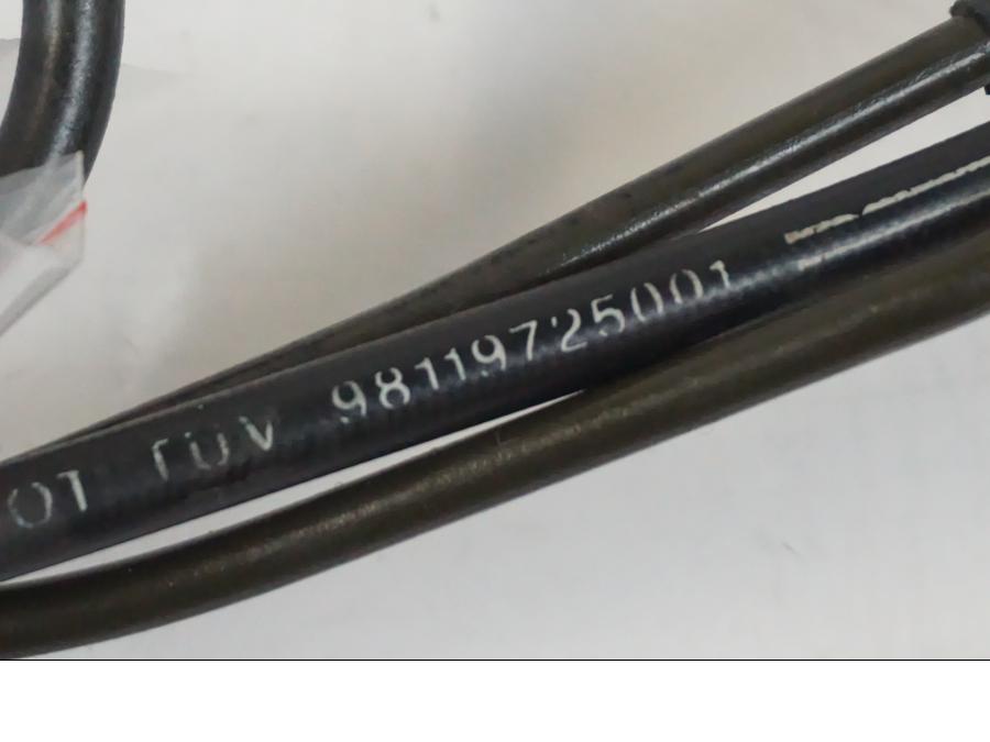 Höger sida på Bromsledning från en BMW F 650 CS -2002 motorcykel.