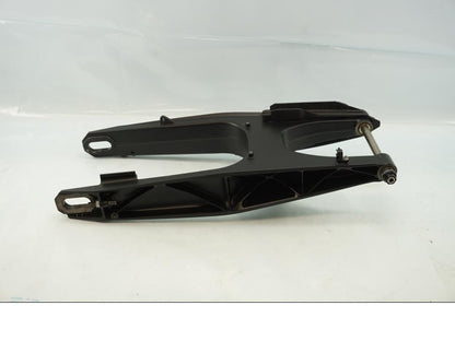 Framsidan på Sving från en Husqvarna Vitpilen 701 -2018 motorcykel.