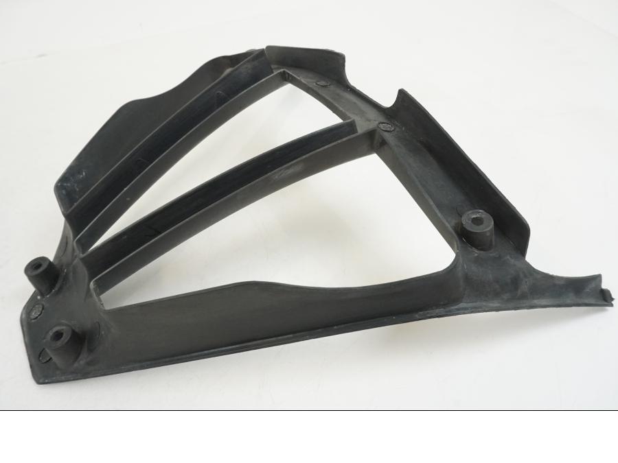 Extrabild2 på Trekanten från en Yamaha YZF 1000 R1 -2006 motorcykel.