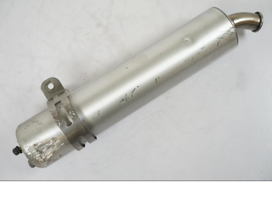 Framsidan på Ljuddämpare från en Aprilia RS 125 -2000 motorcykel.
