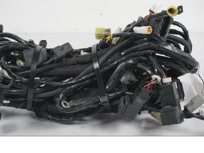 Snett nerifrån på Kabelstam från en MV Agusta Dragster -2014 motorcykel.